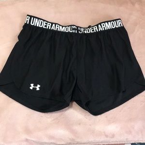 NWOT Under Armour Black Shorts